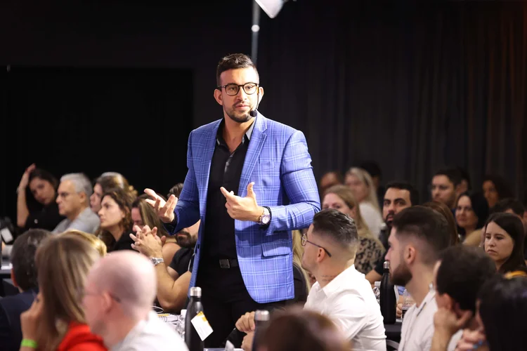 Marcus Marques, fundador do Grupo Acelerador: "Com os resultados obtidos em 2023, pagamos três salários extras aos colaboradores e quatro salários extras aos gestores" (Divulgação/Divulgação)