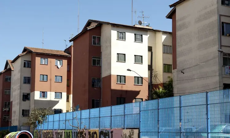 Prédios para moradores de baixa renda do Conjunto Habitacional Cingabur (Marcelo Camargo/Agência Brasil)