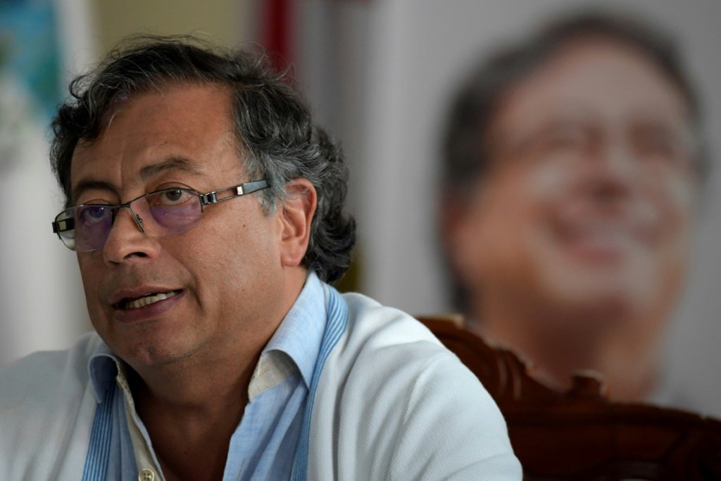 Gustavo Petro: senador de esquerda lidera as pesquisas presidenciais na Colômbia (AFP/AFP)