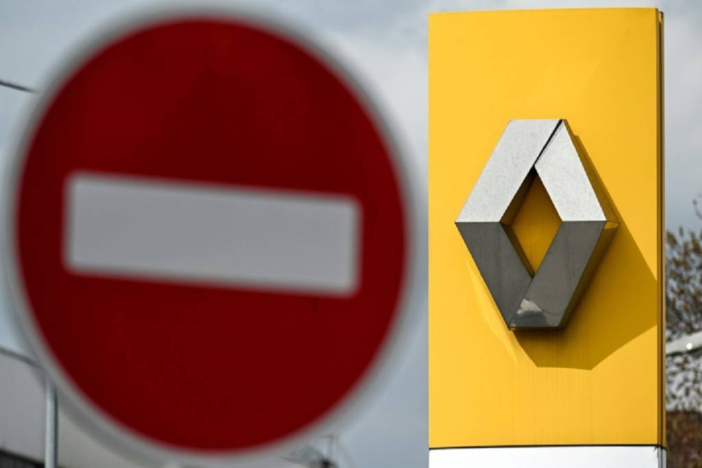 Renault vende operações na Rússia e fabricas passam para mãos de Moscou