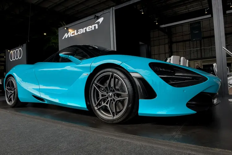 McLaren 720 S custa 4,3 milhões de reais no Brasil (Catarina Aviation Show/Divulgação)