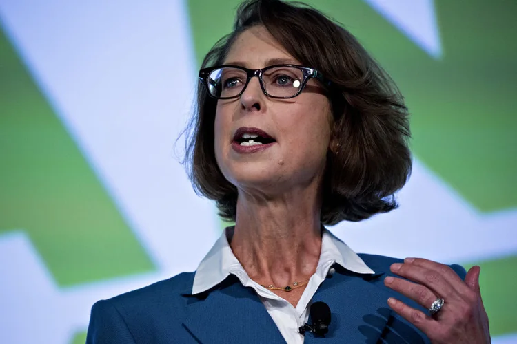 Abigail Johnson é neta do fundador da Fidelity Investments e comanda a empresa desde 2014 (Bloomberg/Getty Images)