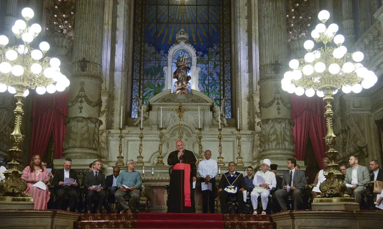 Arquidiocese do Rio de Janeiro durante ato na Igreja da Candelária (Tânia Rêgo/Agência Brasil)