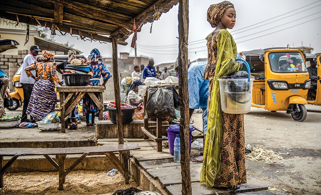 Segunda maior economia da África, Nigéria enfrenta inflação histórica e fuga de empresas