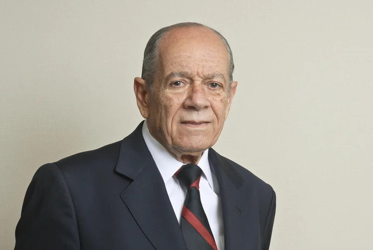 Ernane Galvêas: ex-ministro da Fazenda morreu nesta sexta, 24, aos 99 anos (Wikimedia Commons/Reprodução)