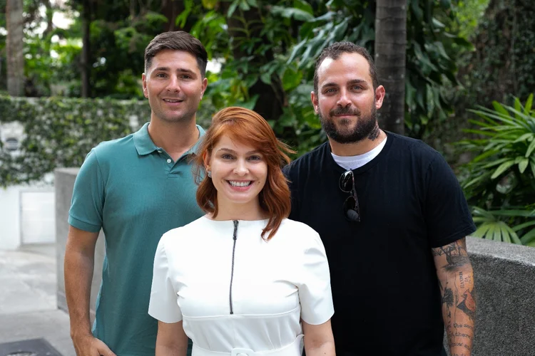Crica Wolthers, Nadia Goncalves e Grant Lingel, fundadores da Vegan Business (Vegan Business/Divulgação)