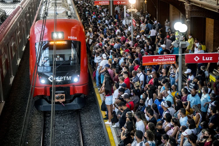 Hábitos de compra: as finanças do consumidor brasileiro foram impactadas pelo aumento da inflação (Cris Faga/NurPhoto/Getty Images)