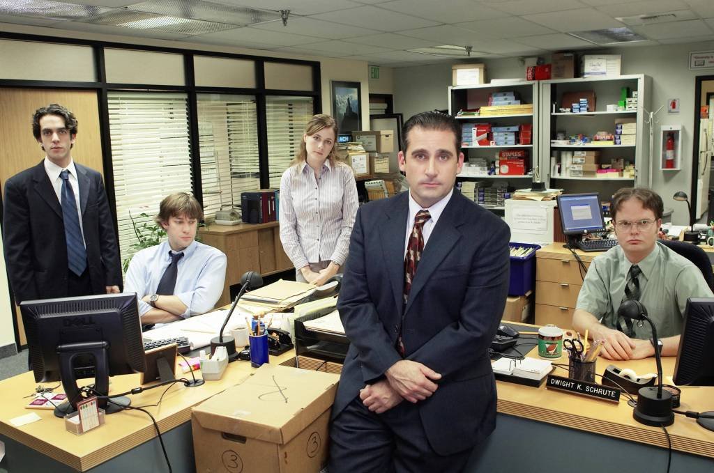 Diretor da série “The Office” conta que elenco quase morreu em episódio; saiba qual
