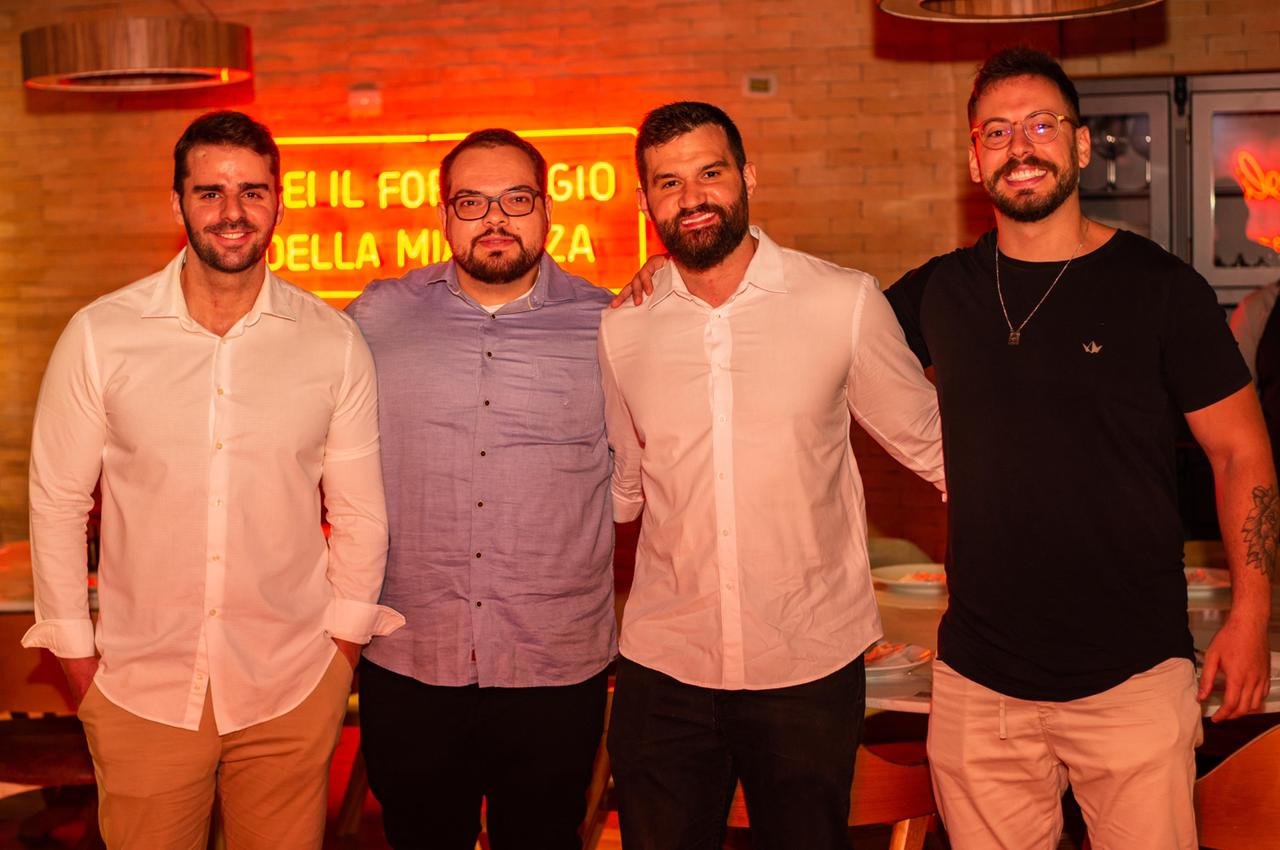 Os sócios da La Braciera Pizzaria, Guilherme Paim, Marcos Paulo, Gustavo Brunello e Daniel Lucco 