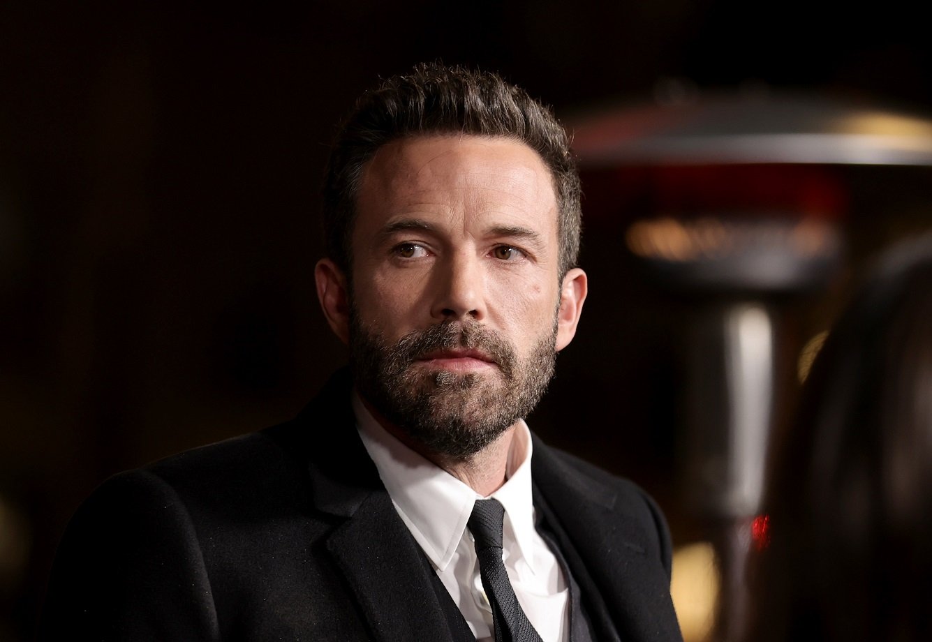 Filho de 10 anos de Ben Affleck bate Lamborghini em BMW