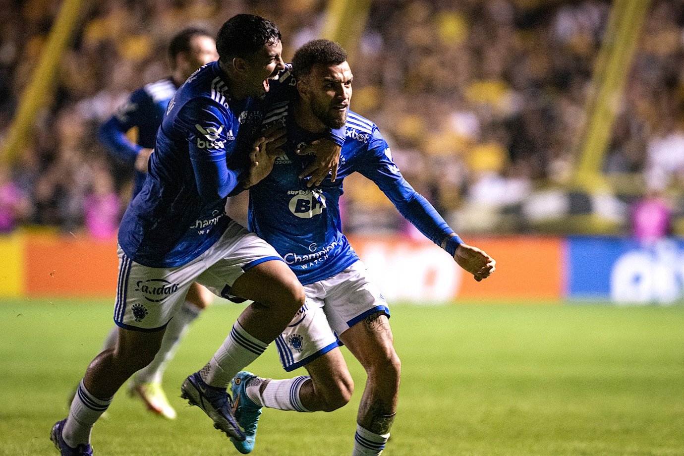 Athlético-PR x Cruzeiro hoje; veja horário e onde assistir ao vivo