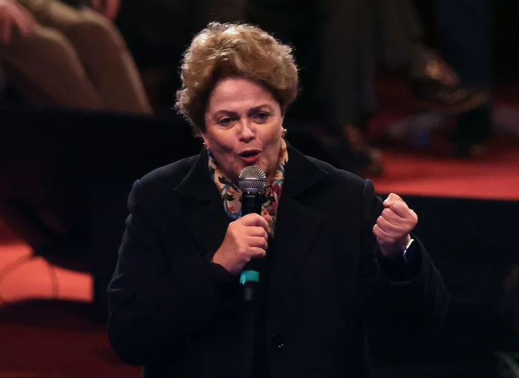 Dilma Rousseff: A portaria seguiu a decisão da Comissão de Anistia que negou, em abril, o pedido da ex-presidente (SILVIO AVILA / AFP/Getty Images)