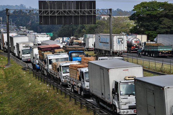 Caminhoneiro desdenha de vale mensal de 400 reais; vem aí nova greve?