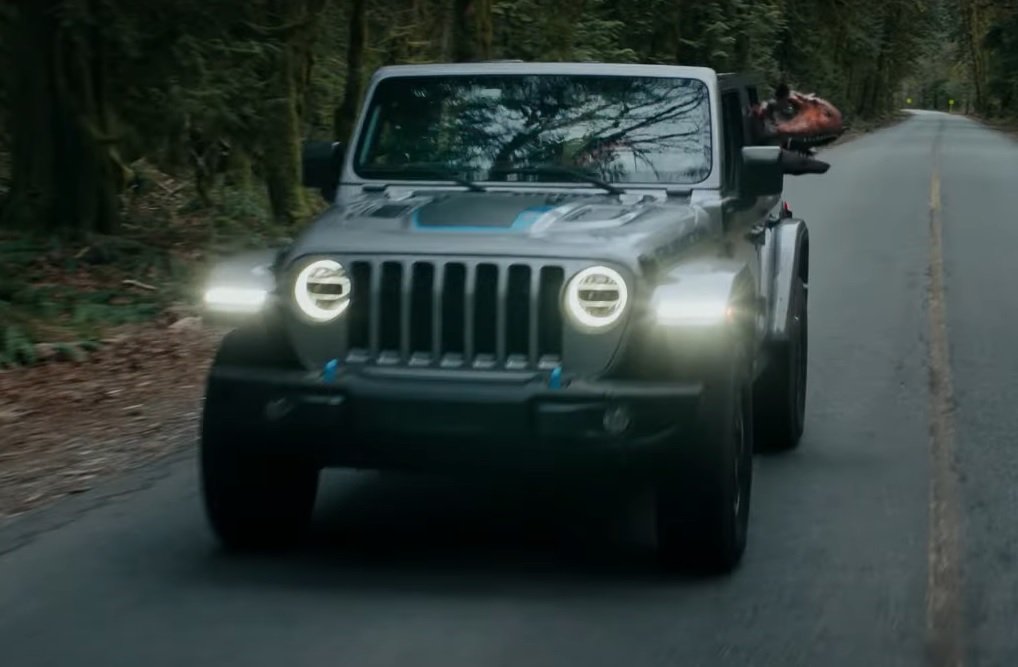 Jeep lança campanha do filme em dia de estreia 'Jurassic World: Domínio'
