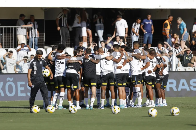 Santos: O jogo promete ser equilibrado. Nas últimas quatro partidas, foram duas vitórias para cada lado (Ricardo Moreira/Getty Images)