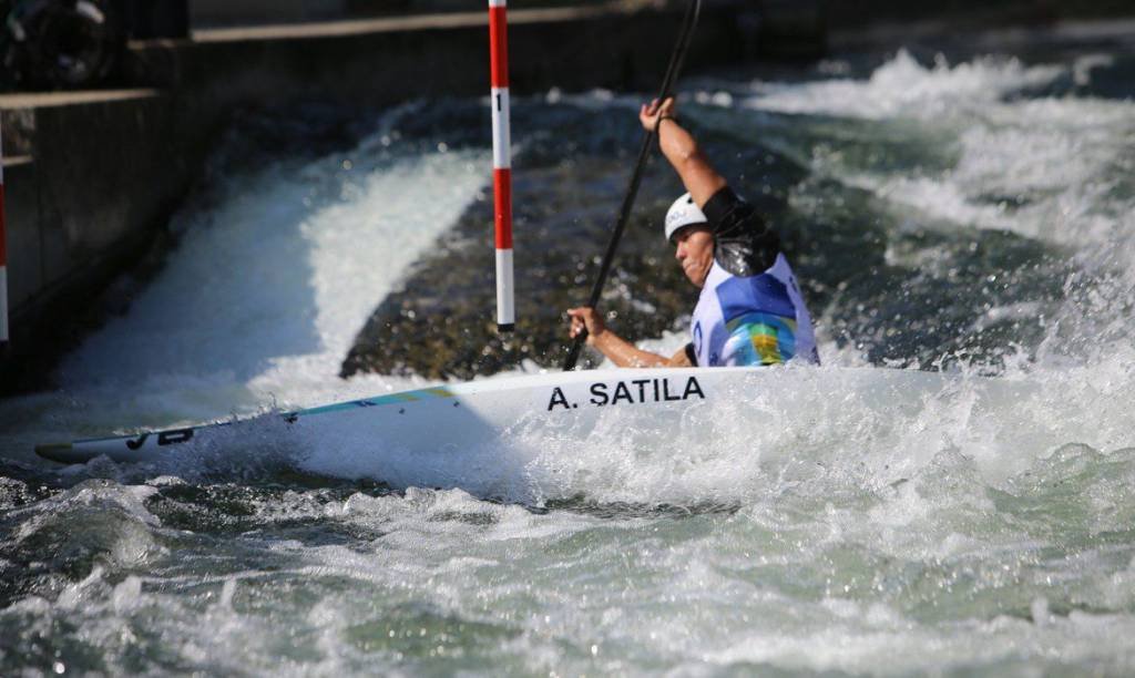 Quatro brasileiros avançam à semifinal do Mundial de canoagem slalom