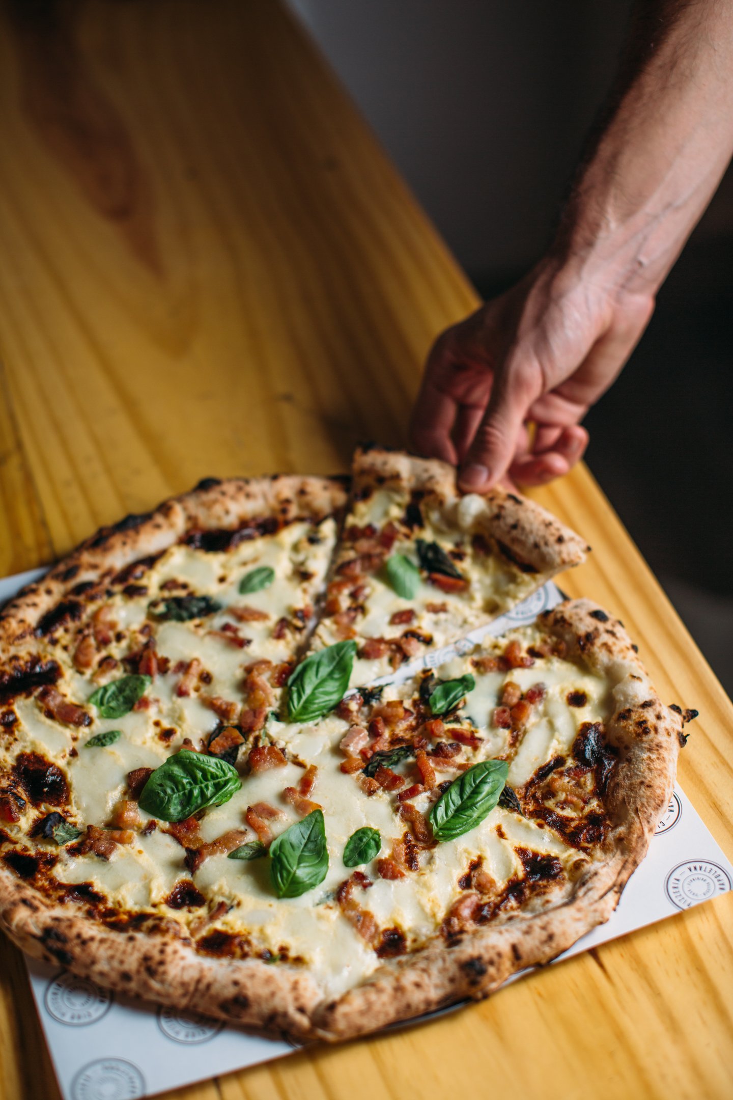 Dia Mundial da Pizza: conheça algumas das melhores pizzarias da capital  mineira, preços e sabores - Rádio Itatiaia