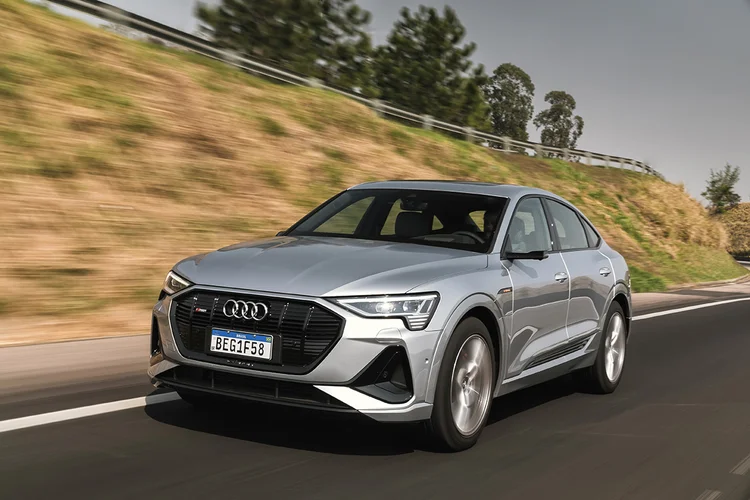 Audi e-tron S Sportback: modelo, que acelera de zero a 100 km/h em apenas 4,5 segundos, é o mais potente do programa Audi Luxury Signature (Audi/Exame)