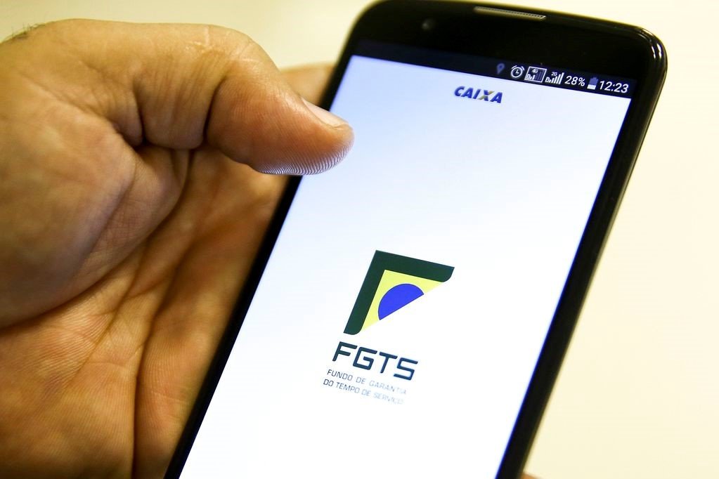 FGTS: governo quer que fundo seja ajustado pela poupança.  (Marcelo Camargo/Agência Brasil)
