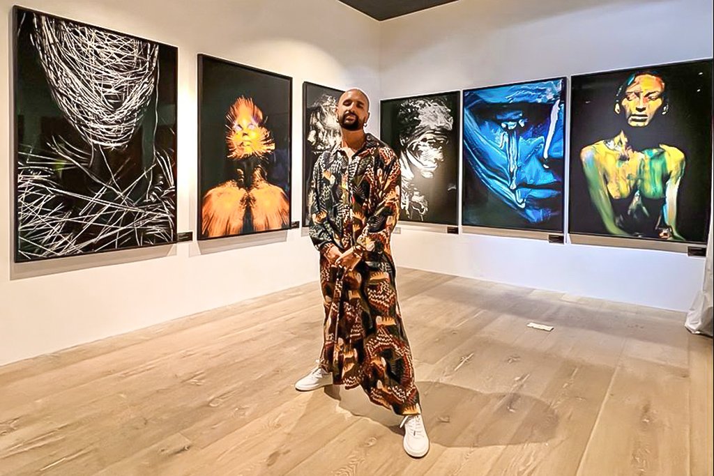 O artista brasileiro Gabriel Wickbold abre galeria em Londres