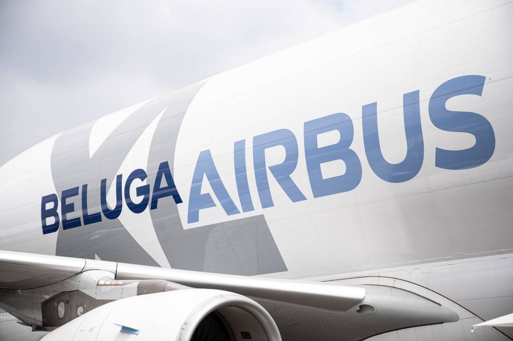 Avião Beluga: veja cinco curiosidades sobre o cargueiro que fez sua primeira viagem ao Brasil