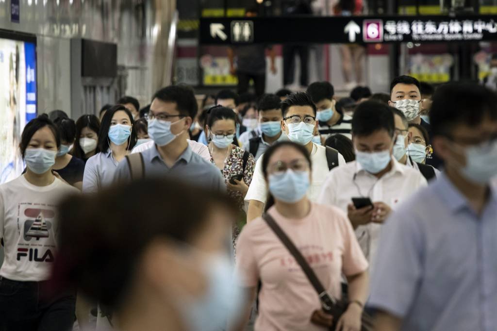 Metrô de Xangai: cidades da china retomam restrições por nova variante do coronavírus (Qilai Shen/Getty Images)