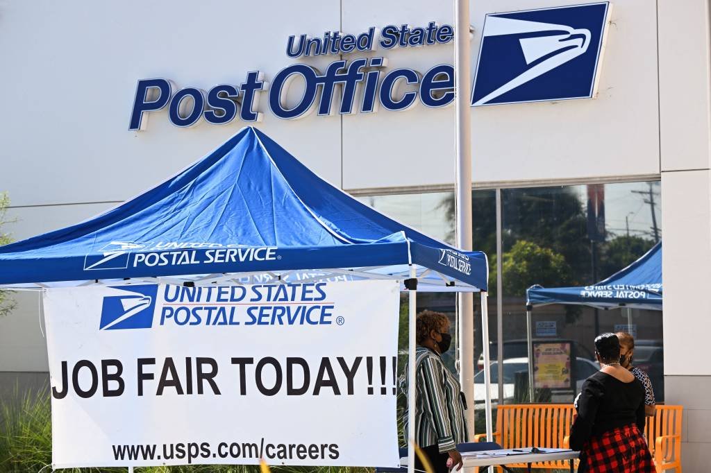 Os EUA criam 253 mil empregos em abril; taxa de desemprego cai para 3,4%