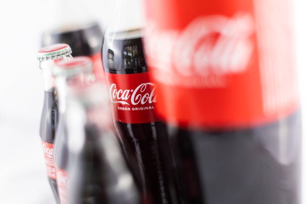 Coca-Cola Femsa coloca caminhões elétricos para distribuir bebidas em SP