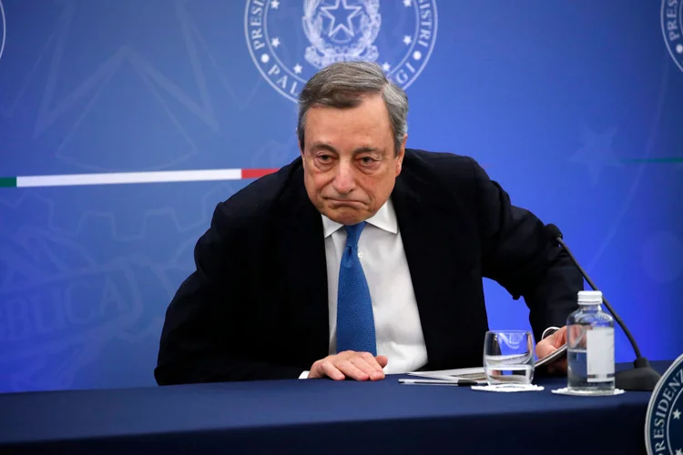 Primeiro-ministro italiano Mario Draghi: limbo político e pode antecipar eleições (Mondadori Portfolio/Getty Images)