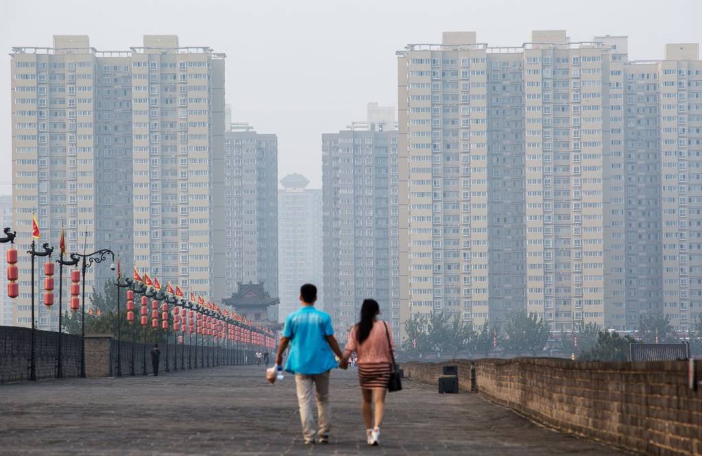 China: As entregas domiciliares foram adiadas recentemente em meio às crescentes lacunas de financiamento enfrentadas por muitos promotores imobiliários na China (Zhang Peng/Getty Images)