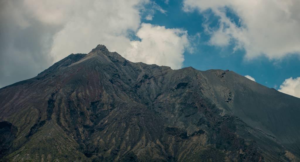 Sakurajima: vulcão, um dos mais ativos do Japão, entrou em erupção às 8h (Keith Tsuji/Getty Images)