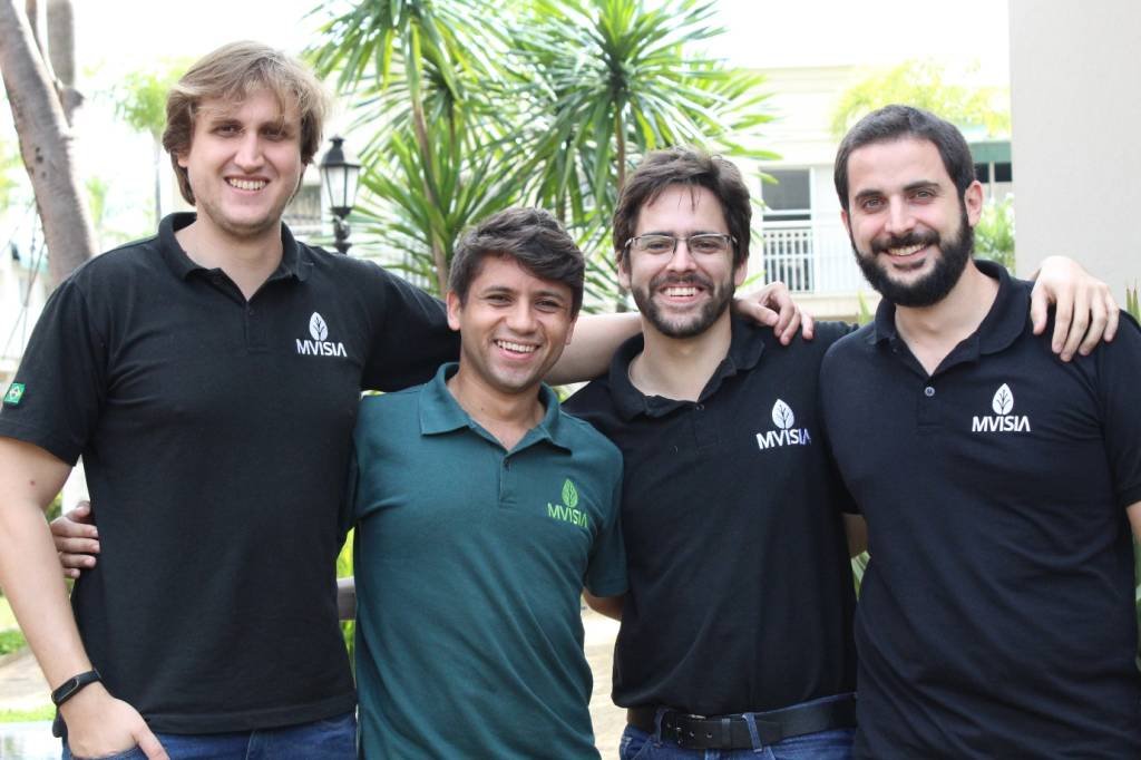 Fernando Lopes, Fernando Velloso, Henrique Oliveira e Cassiano Casagrande, fundadores da Mvisia (Mvisia/Divulgação)