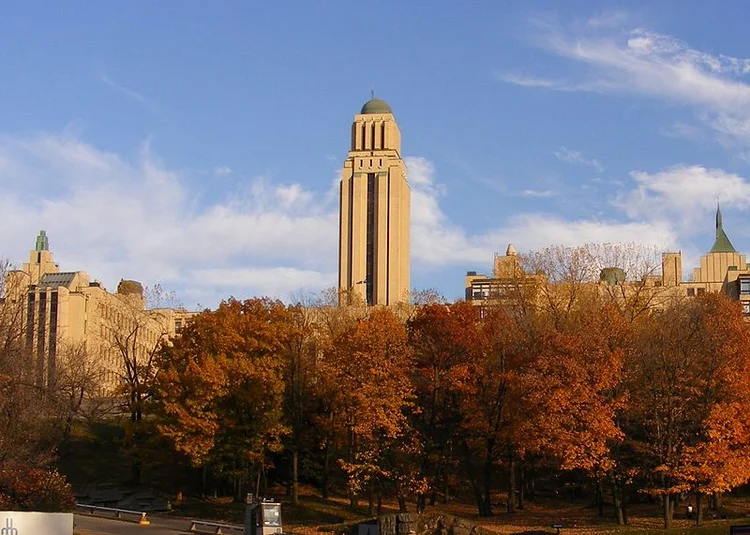 A Universidade de Montreal (UdeM), no Canadá, conta com um programa de bolsas voltado para estudantes internacionais, inclusive do Brasil (Wikimedia Commons/Wikimedia Commons)