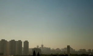 Inmet emite alerta vermelho para baixa umidade do ar em 5 estados e DF