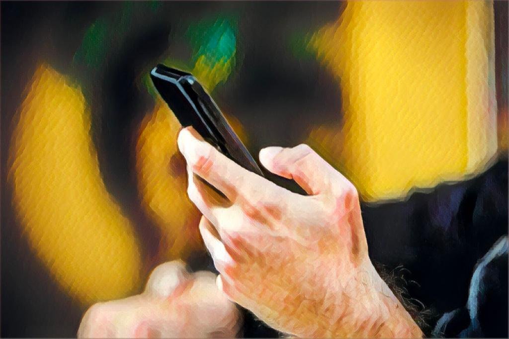 Termo nomofobia descreve quem tem angústia de estar sem o celular (DircinhaSW/Getty Images)