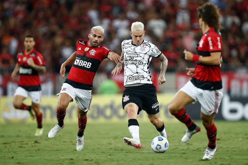 Partida em 17 de novembro: Corinthians derrota Flamengo no Maracanã e se garante na Libertadores (Wagner Meier/Getty Images)