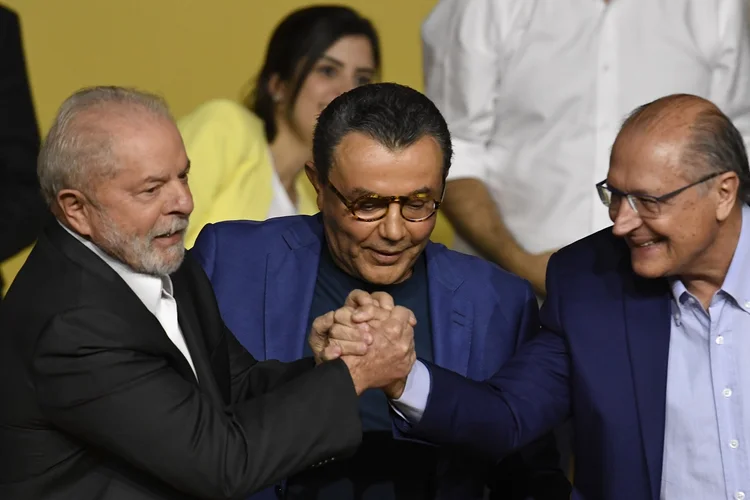 Lula e Alckmin: A campanha petista se movimenta para diminuir o número de concorrentes na corrida ao Planalto (MATEUS BONOMI/Anadolu Agency/Getty Images)