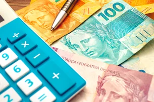 Quanto rende investir R$ 500 por mês em fundos quantitativos por 10 anos?