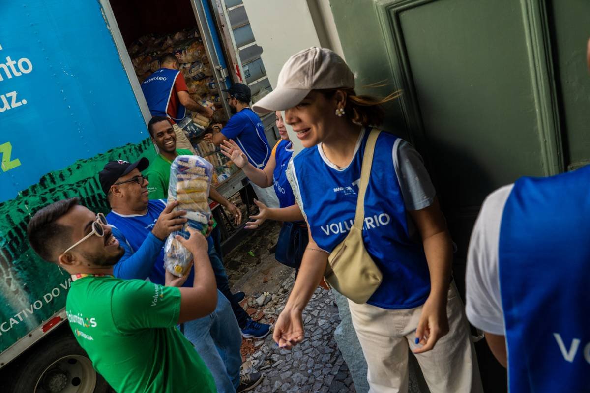 Vaga Organização e triagem das Doações - Transforma Brasil