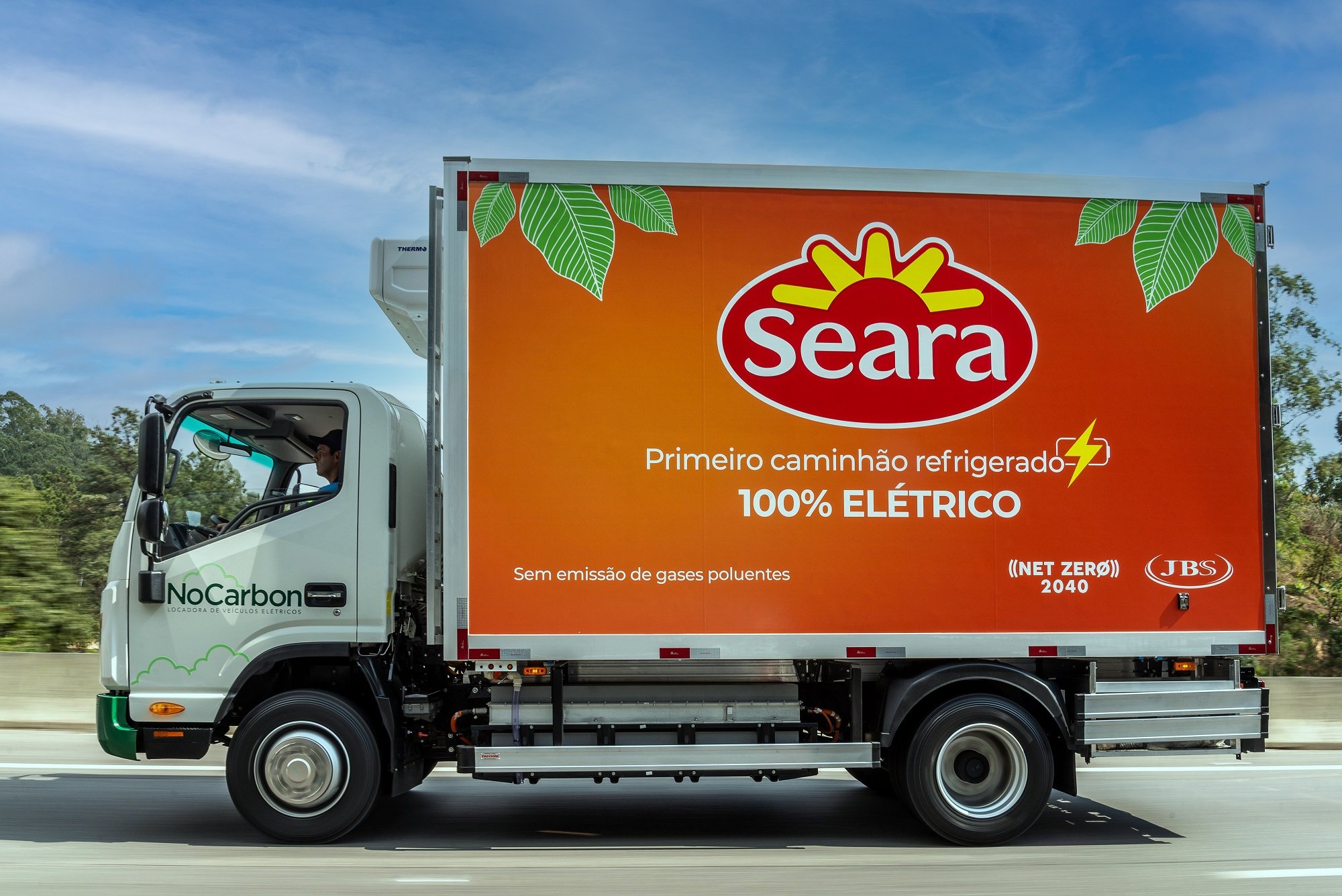 Seara anuncia frota de 200 caminhões 100% elétricos até janeiro