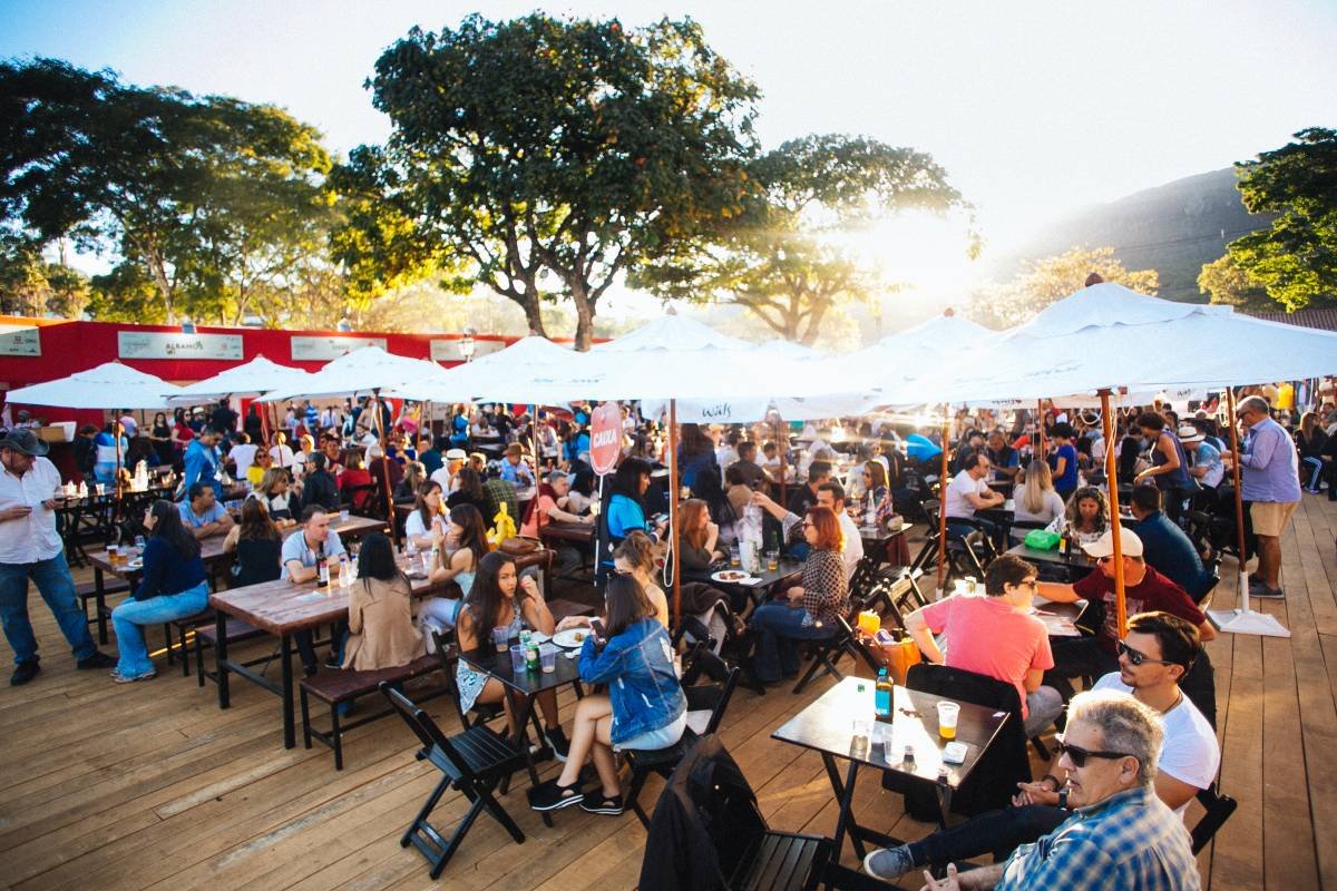 Festival gastronômico em Bangu tem até aula de pole dance - Diário do Rio  de Janeiro