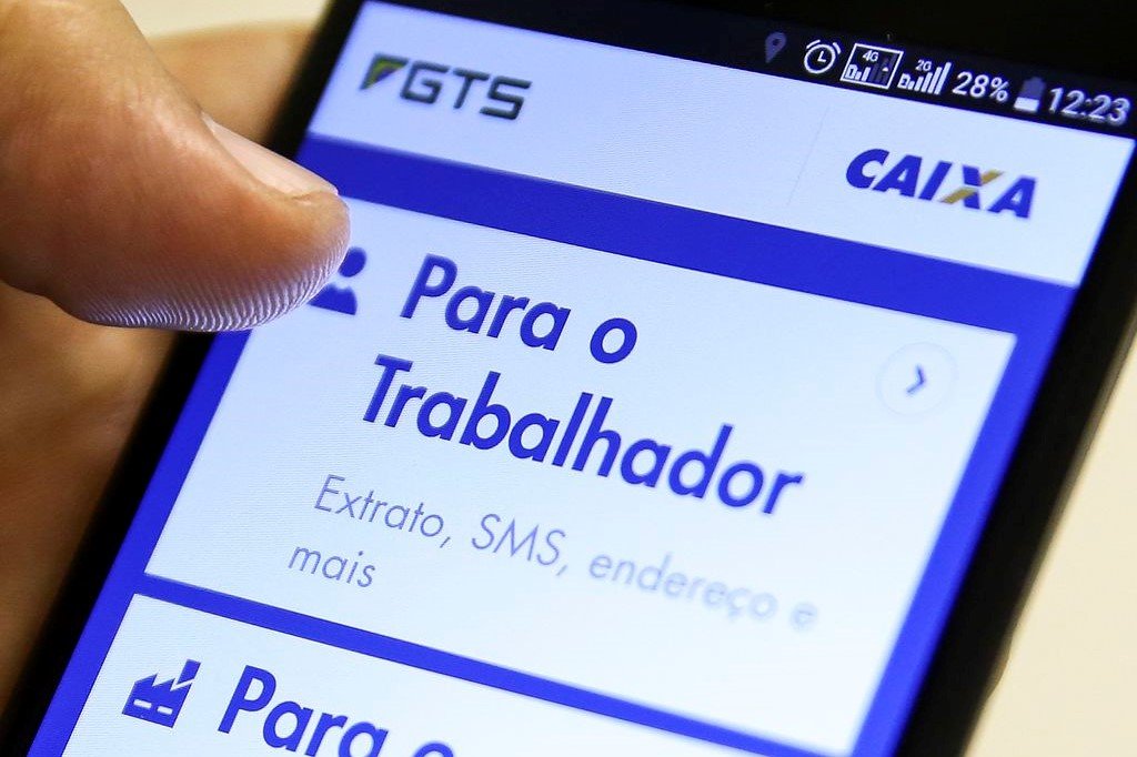 FGTS: crédito do benefício é disponibilizado pela conta poupança digital Caixa Tem (Marcelo Camargo/Agência Brasil/Divulgação)