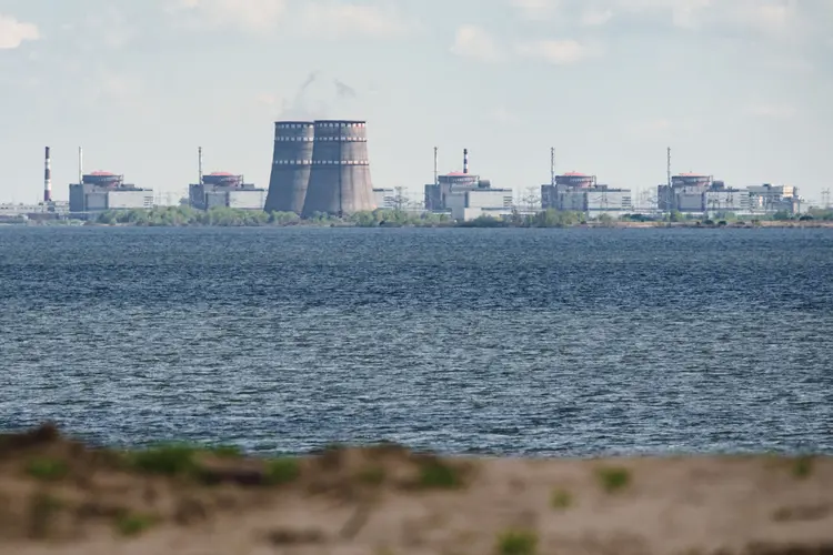 Ucrânia: O potencial para uma liberação de radiação tem sido uma preocupação desde que as tropas russas invadiram a Ucrânia no ano passado e tomaram a usina (ED JONES/Getty Images)