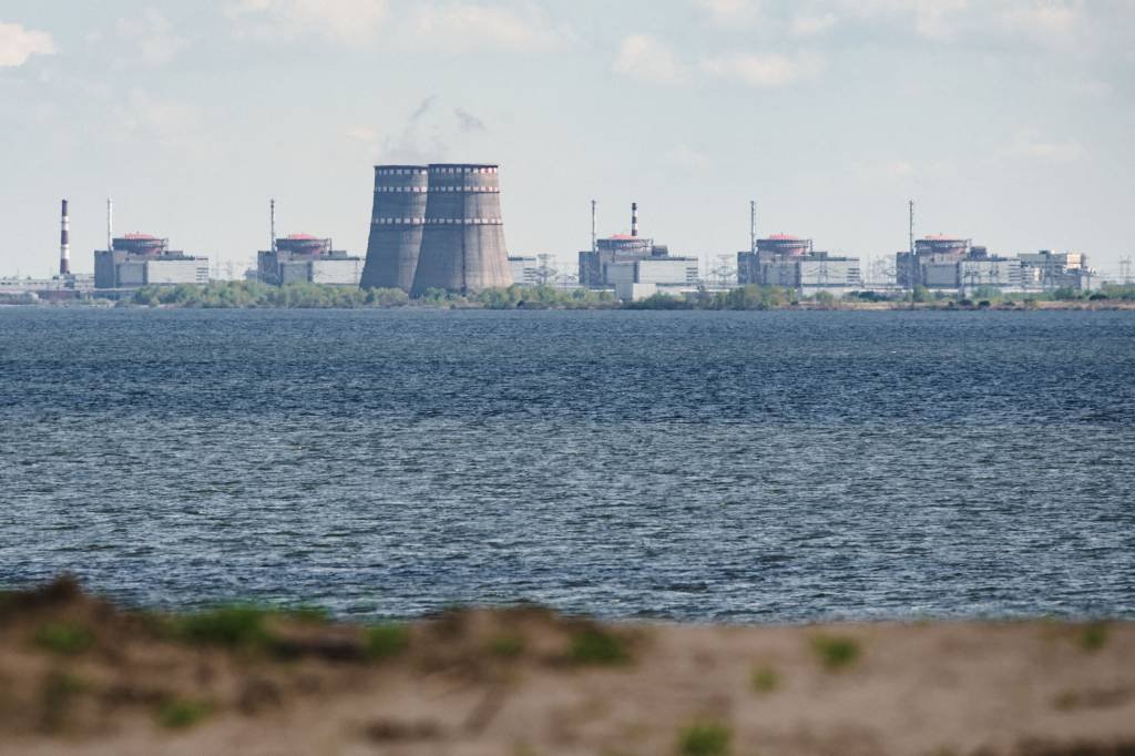 Ucrânia alerta que acidente em central nuclear afetaria países vizinhos