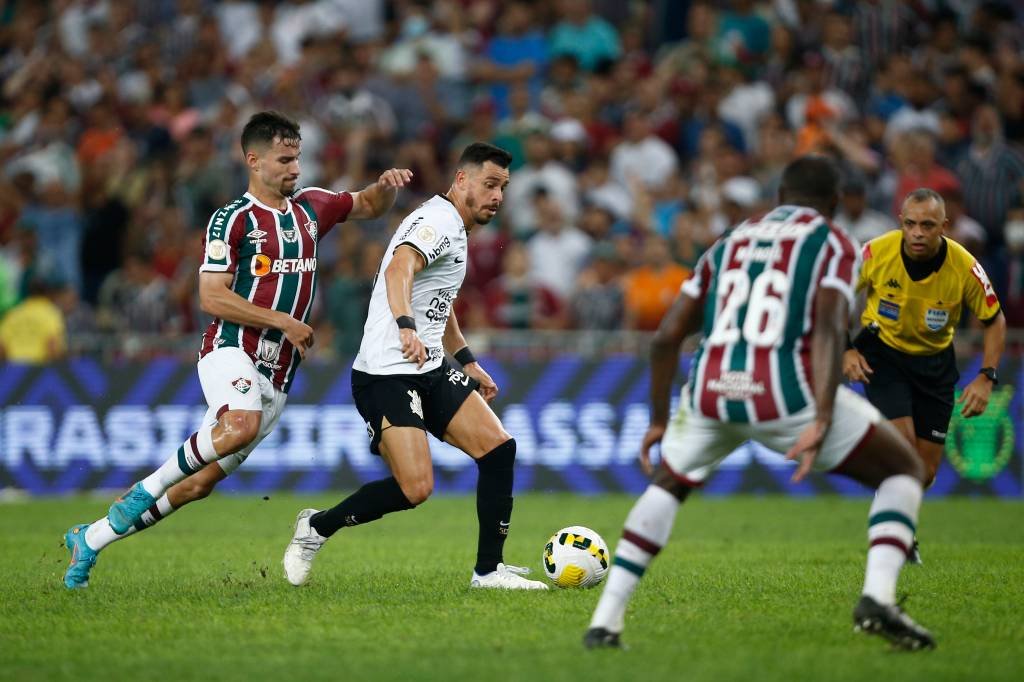 O jogo deste domingo às 16h, entre Corinthians e o Fluminense, terá transmissão ao vivo no Premiere e na TV Globo (Wagner Meier/Getty Images)