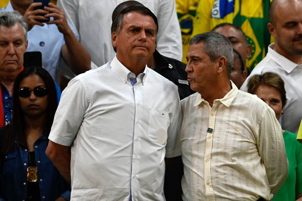 Braga Netto dá a largada como vice de Bolsonaro em Minas, sua terra natal