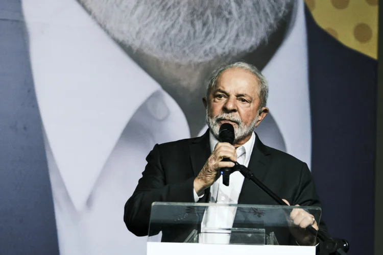 Eleições 2022: Luiz Inácio Lula da Silva revela planos se for eleito (Gustavo Minas/Bloomberg/Getty Images)