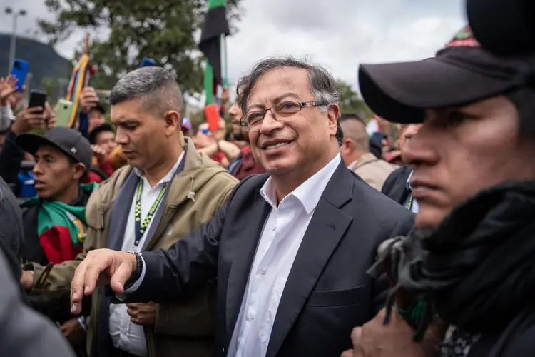 Gustavo Petro assume como primeiro presidente de esquerda da Colômbia (Nathalia Angarita/Bloomberg/Getty Images)