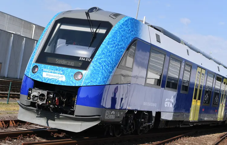 Locomotivas irão cobrir 100 km da linha que liga as cidades de Cuxhaven, Bremerhaven, Bremervörde e Buxtehud (CARMEN JASPERSEN/Getty Images)