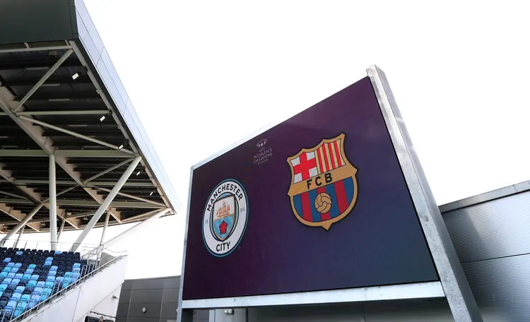 A partida trata-se de um amistoso beneficente no Camp Nou em apoio a pacientes de Esclerose lateral amiotrófica. (Jan Kruger/Getty Images)